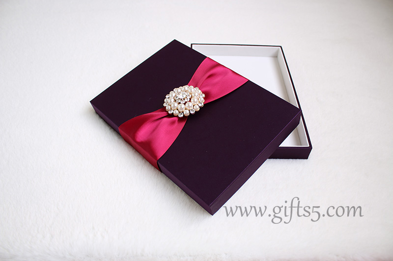 Elegant silk invitation boxes,silk wedding invitation boxes wholesale