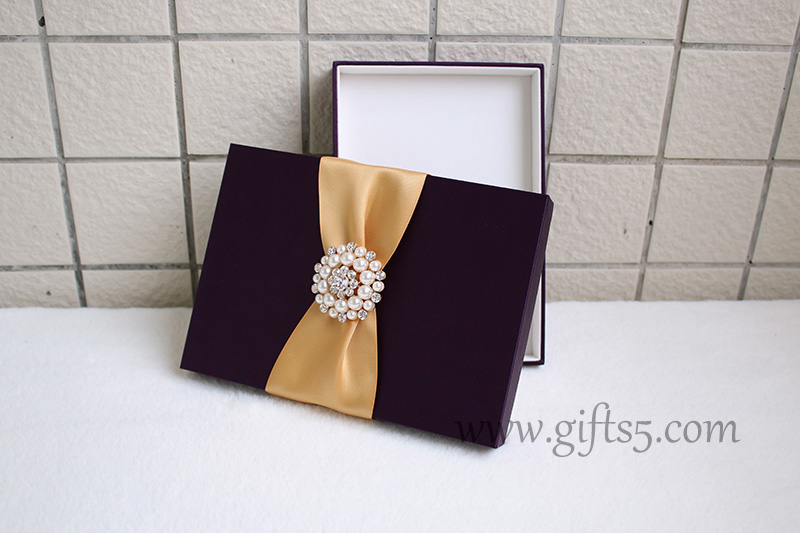 Elegant silk invitation boxes,silk wedding invitation boxes wholesale