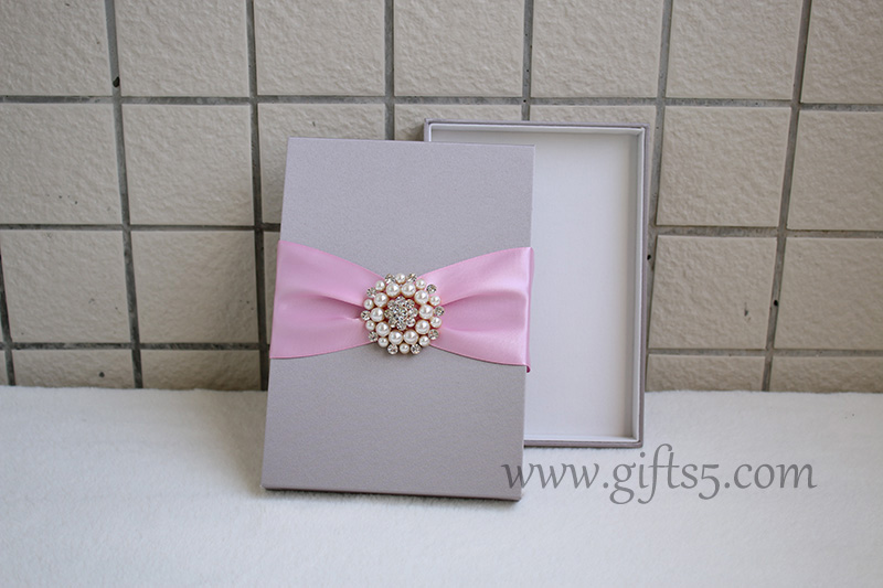 Elegant Wedding invitation boxes,silk boxes for invitations